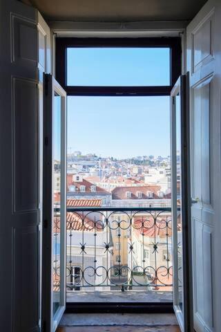 Central & Calm With Great View Lisbon Luaran gambar