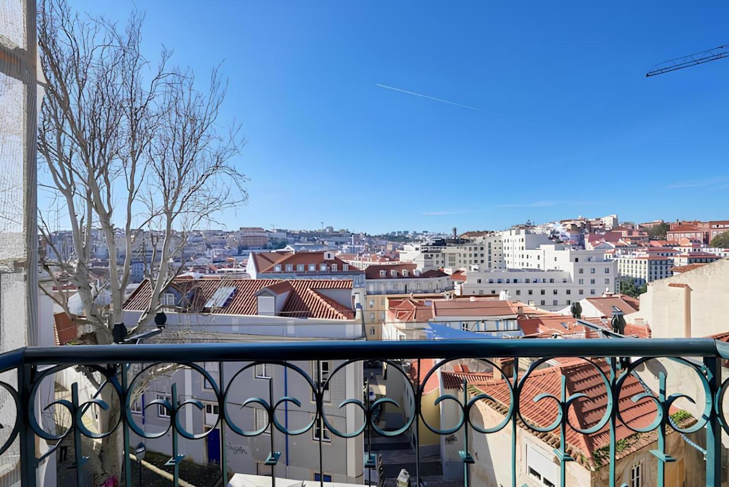 Central & Calm With Great View Lisbon Luaran gambar